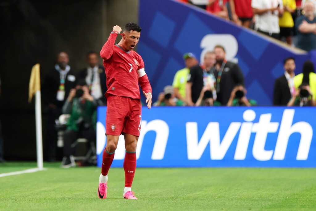Cristiano Ronaldo gol 6 Copas del Mundo.