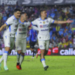 Con Andrés Montaño inspirado, Cruz Azul vence a Querétaro y ya es sublíder del campeonato